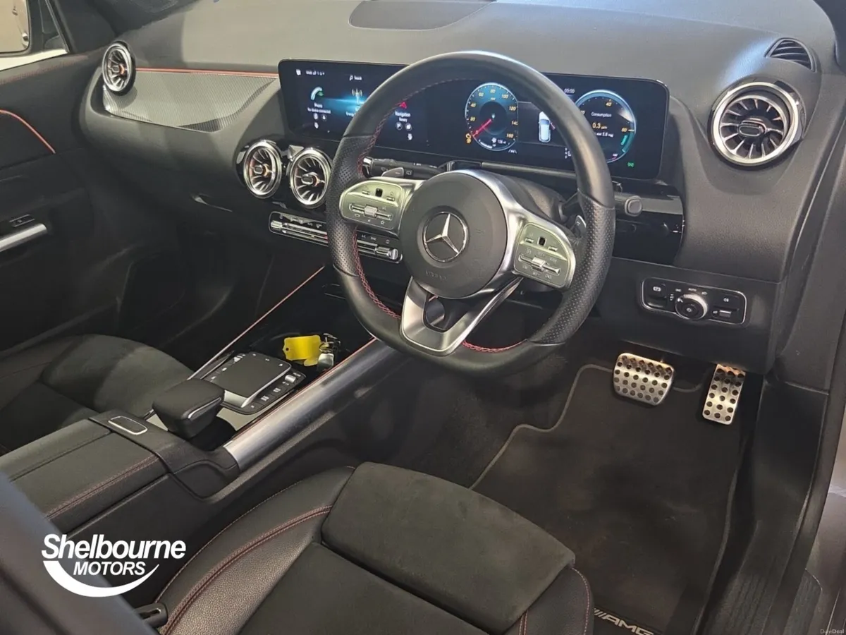 Mercedes-Benz GLA Class GLA 180 AMG Line Premium P - Image 4