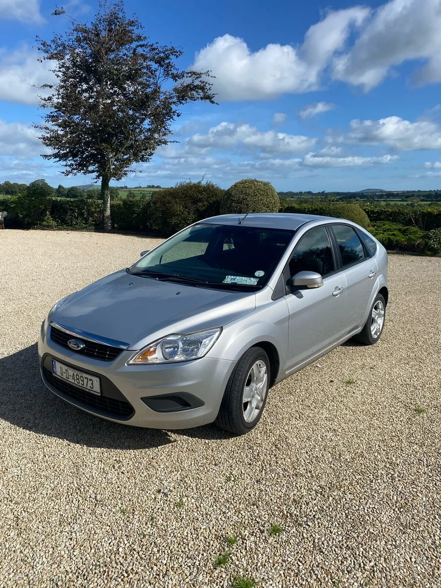 2011 Ford Focus Silver - Image 1