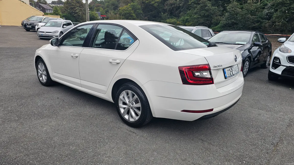 Skoda Octavia 2017 1.0 TSI AUTOMATIC - Image 5