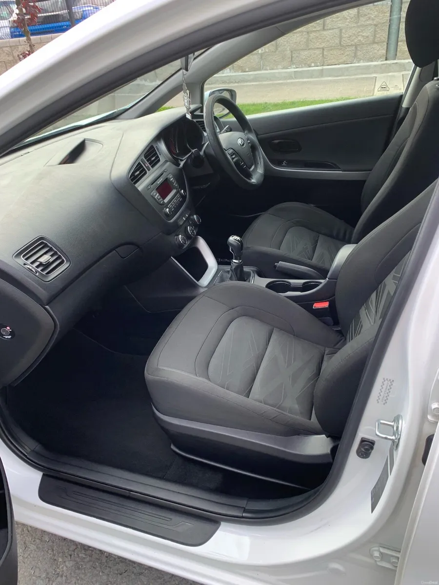 2014 Kia Ceed diesel, Nctd 11/26, tax 2/27 - Image 6