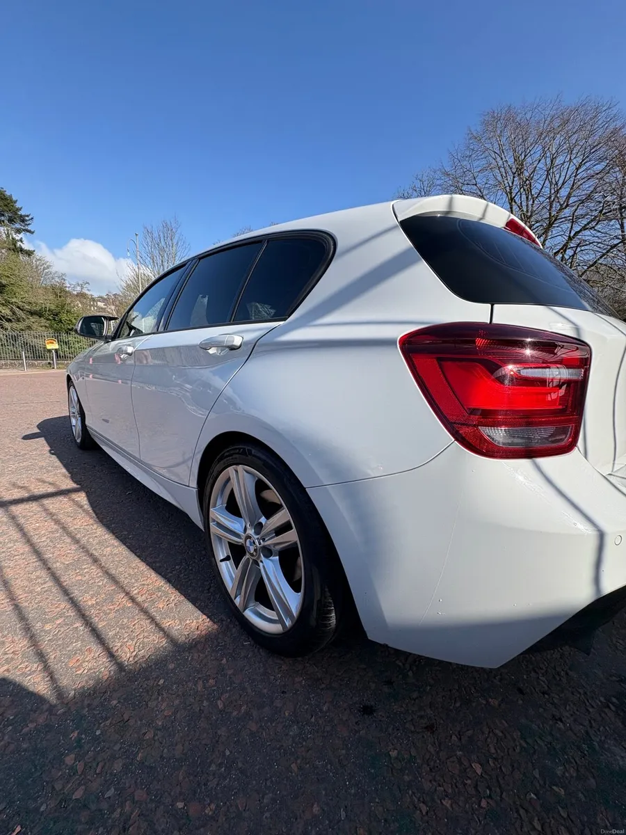 BMW 1-Series 2015 - Image 2
