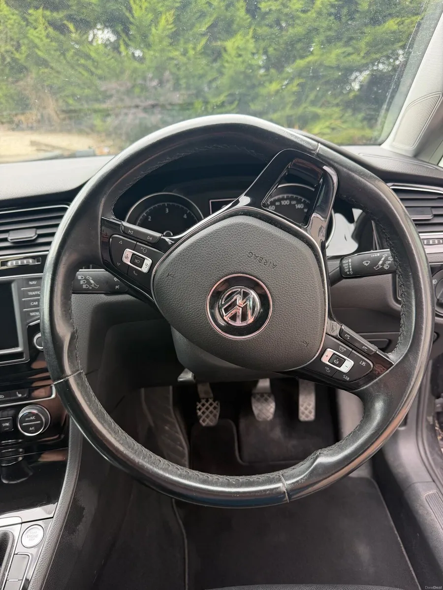 Volkswagen Golf 1.6 TDI Highline - Image 6