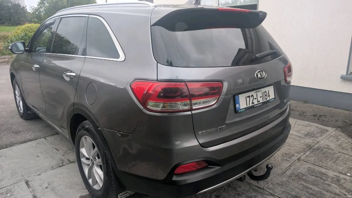 Kia Sorento NCT 08/27 7 Seats - Image 3