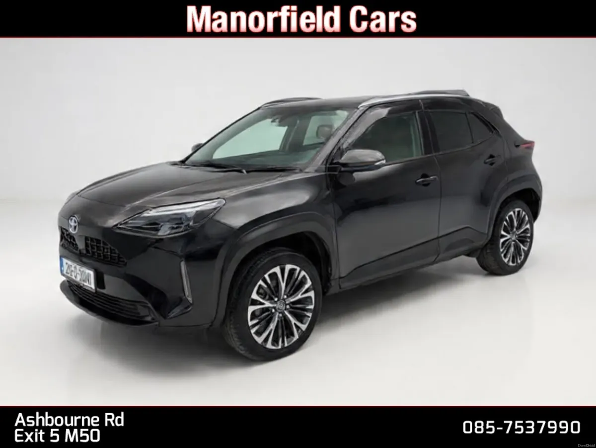 2021 Toyota Yaris Cross ADVENTURE AWD Hybrid Auto - Image 3