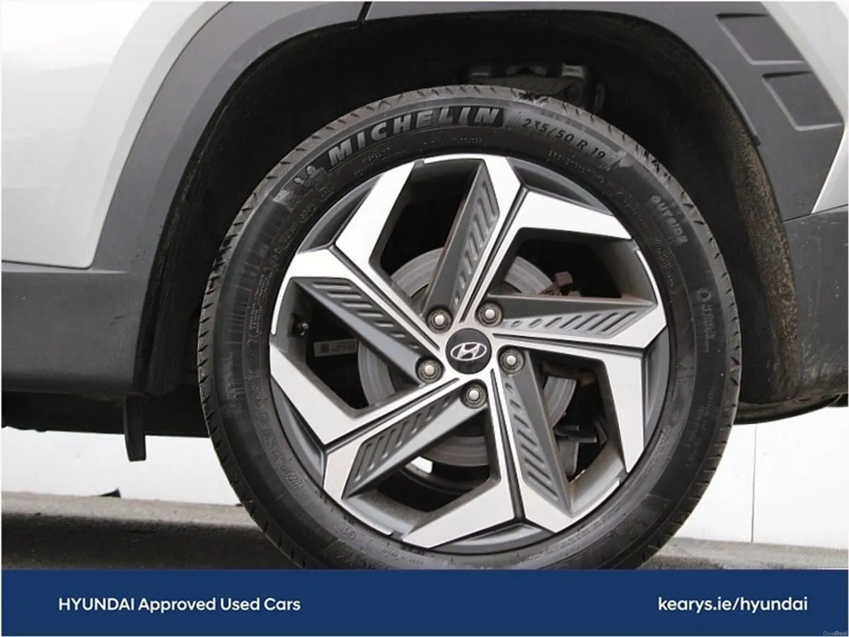 Hyundai Tucson 2WD Executive Plus HEV STG Auto - Image 6