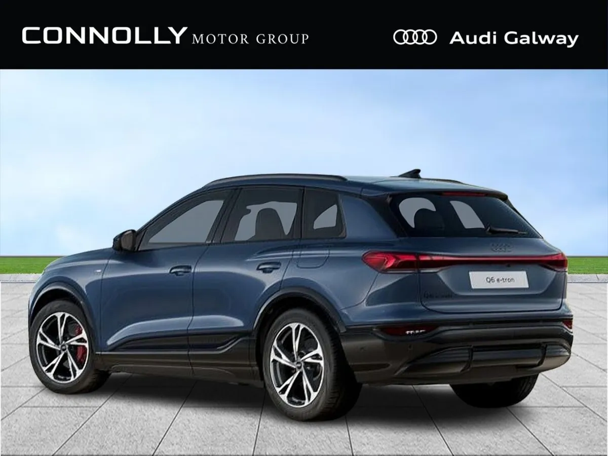 Audi Q6 e-tron PERFORMANCE S-LINE 545KM ~BLACK EXT - Image 2