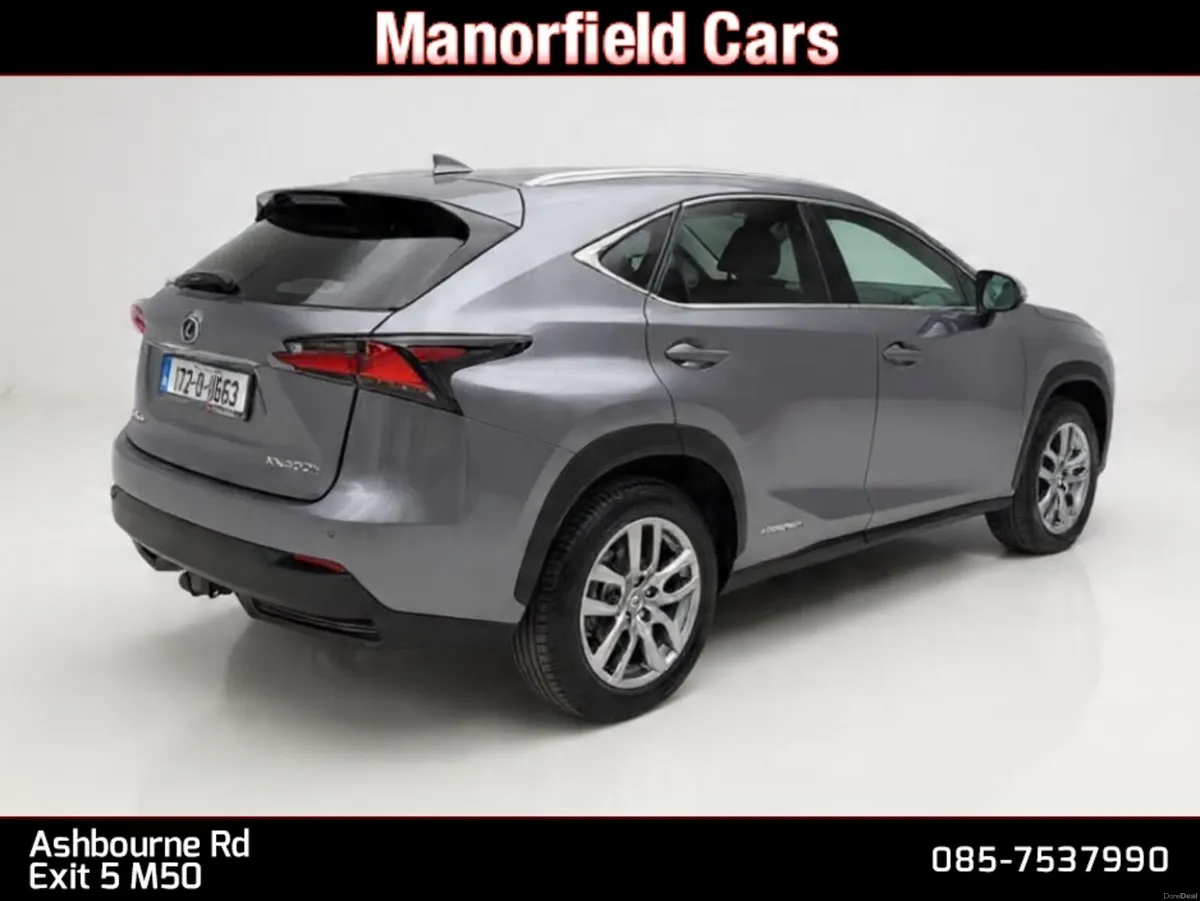 2017 Lexus NX300h AWD EXECUTIVE ONE OWNER LOW KM'S - Image 4