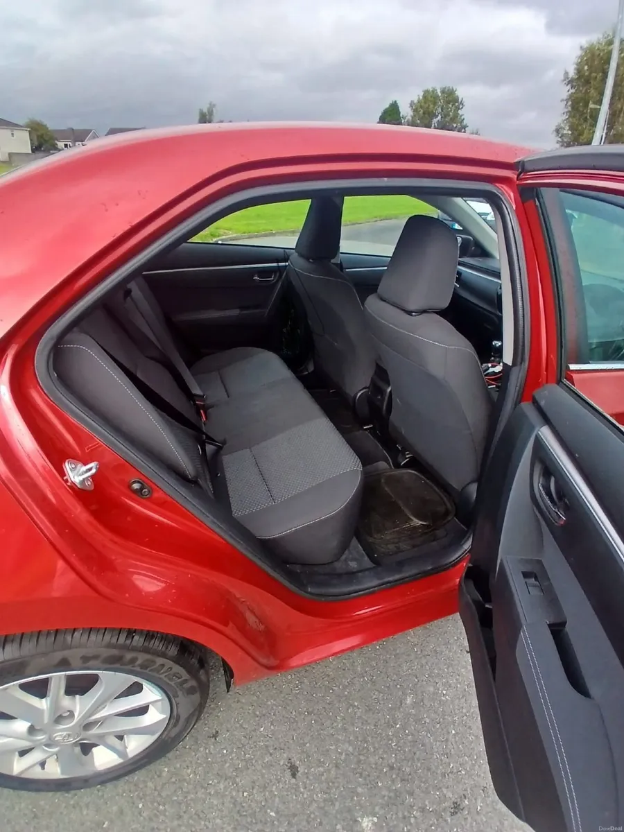 2015 Toyota Corolla Luna 1.4 D4D –  Low Mileage - Image 5