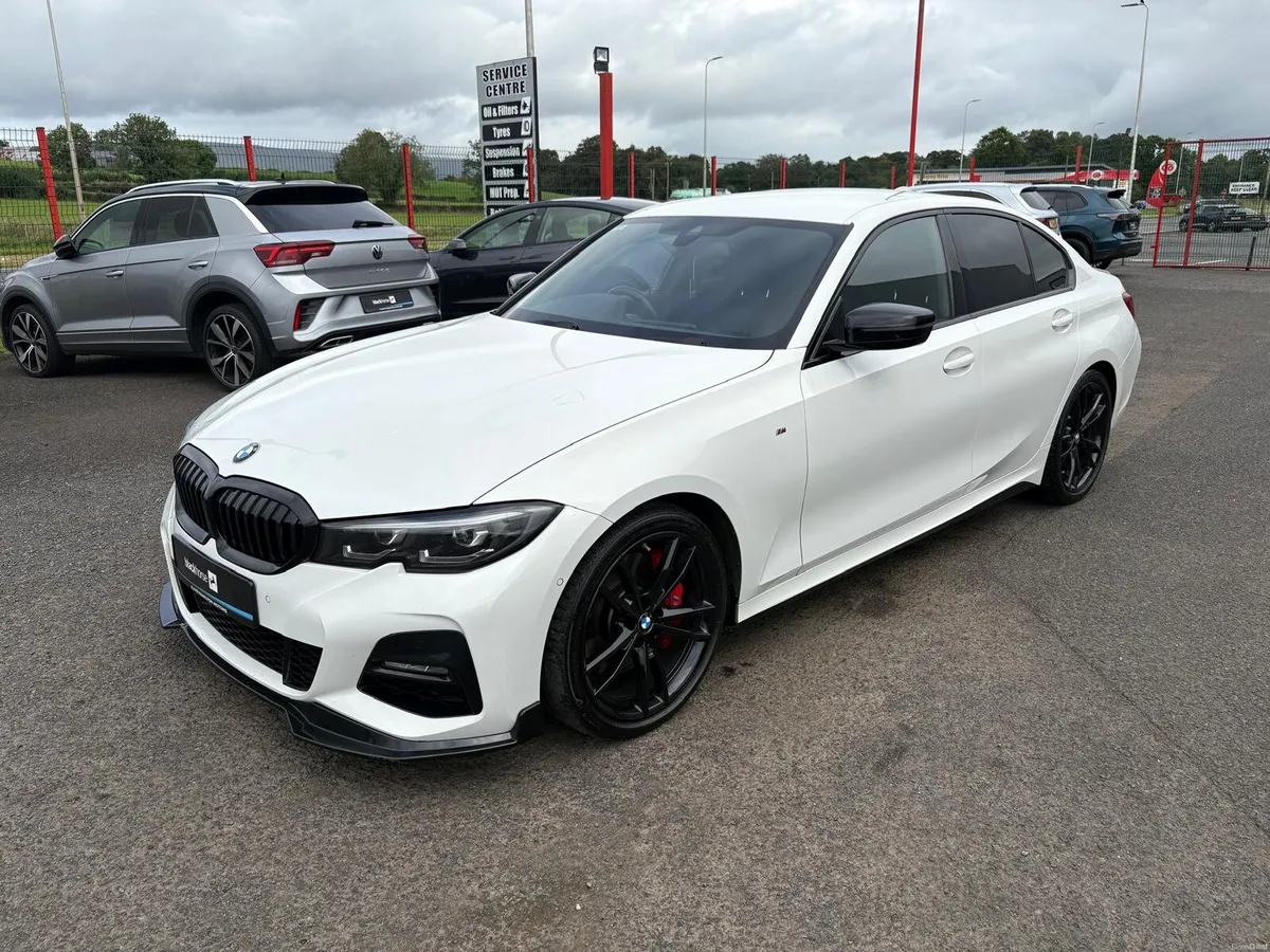BMW 3 Series 320D Pro Pack Upgraded Alloys - Image 2