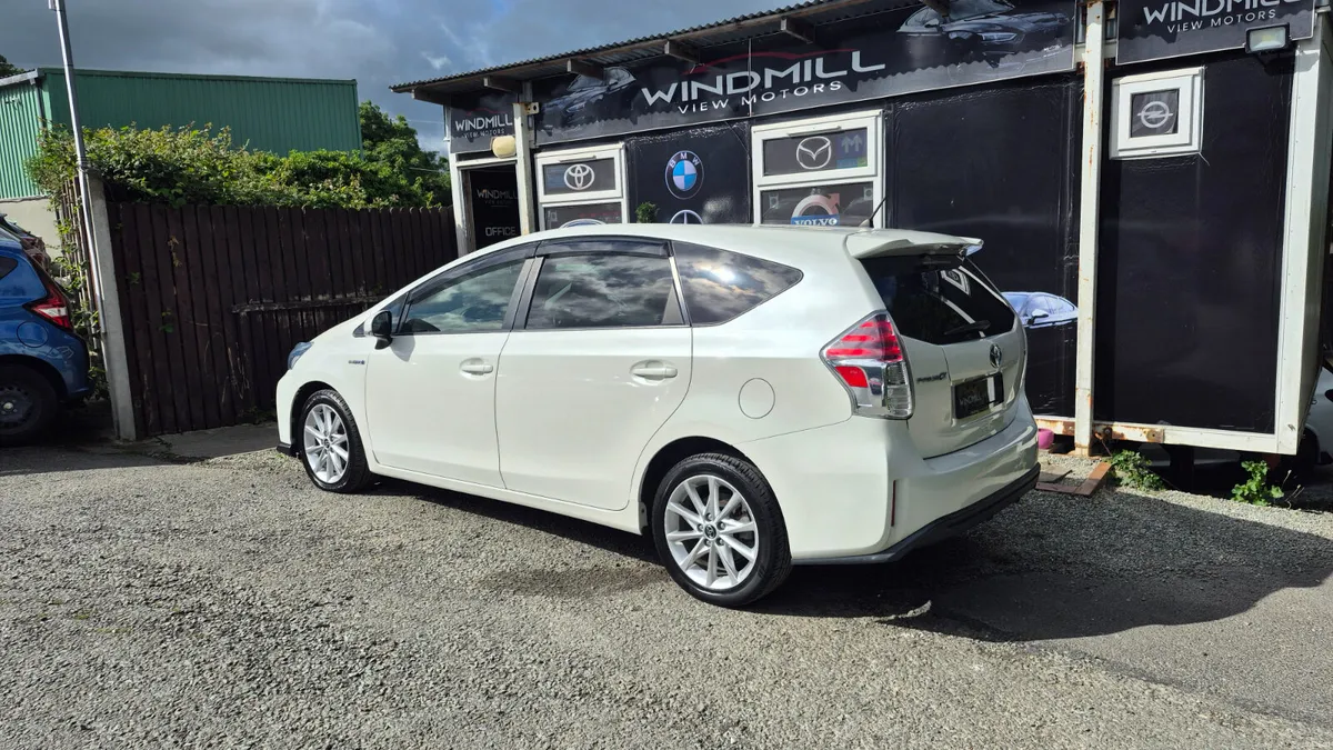 Toyota Prius Hybrid 2019  High Spec Automatic - Image 6