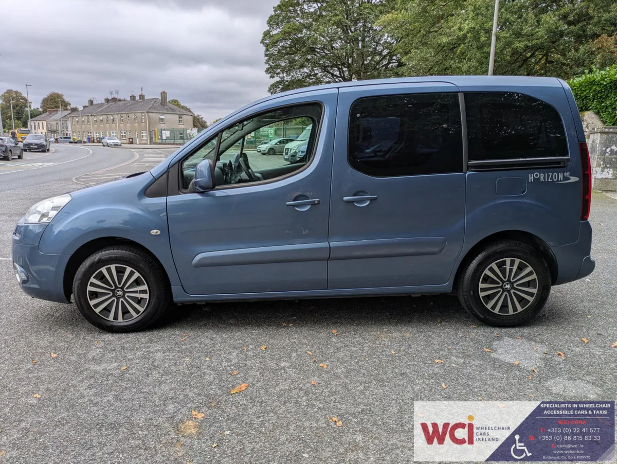 2015 Peugeot Partner Wheelchair Accessible - Image 6