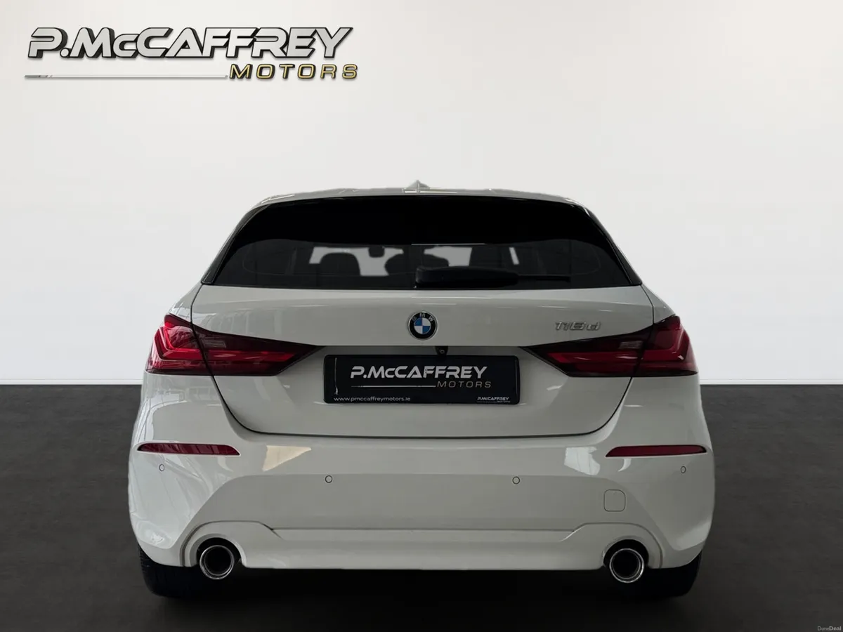 2021 BMW 1 Series 118D SE PLAY AUTO - Image 6