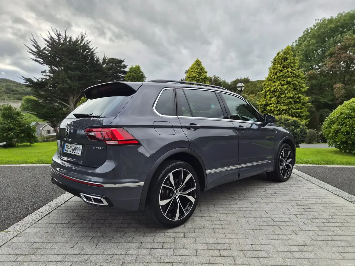 2023 Volkswagen Tiguan R-Line 1.4 TSI eHybrid Auto - Image 5