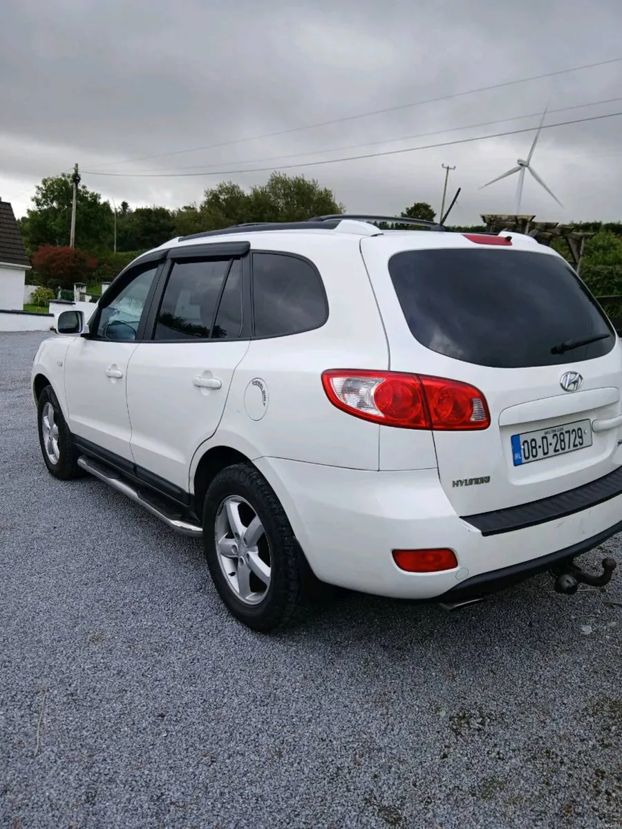 Hyundai Santa Fe - Image 2
