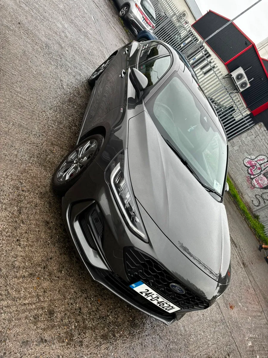 Car - Image 3