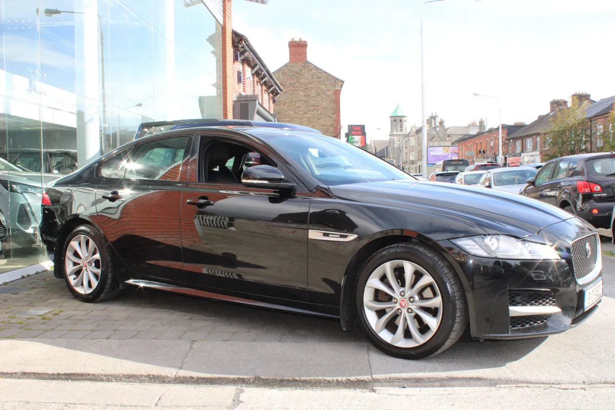 JAGUAR XF - R-SPORT - 2.0L - AUTOMATIC - 163 BHP - Image 5