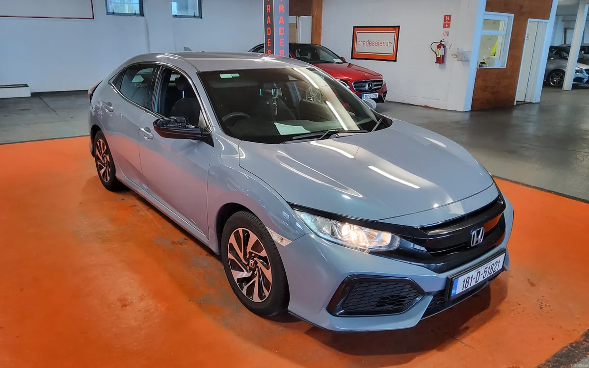 Honda Civic 2018 - Image 1