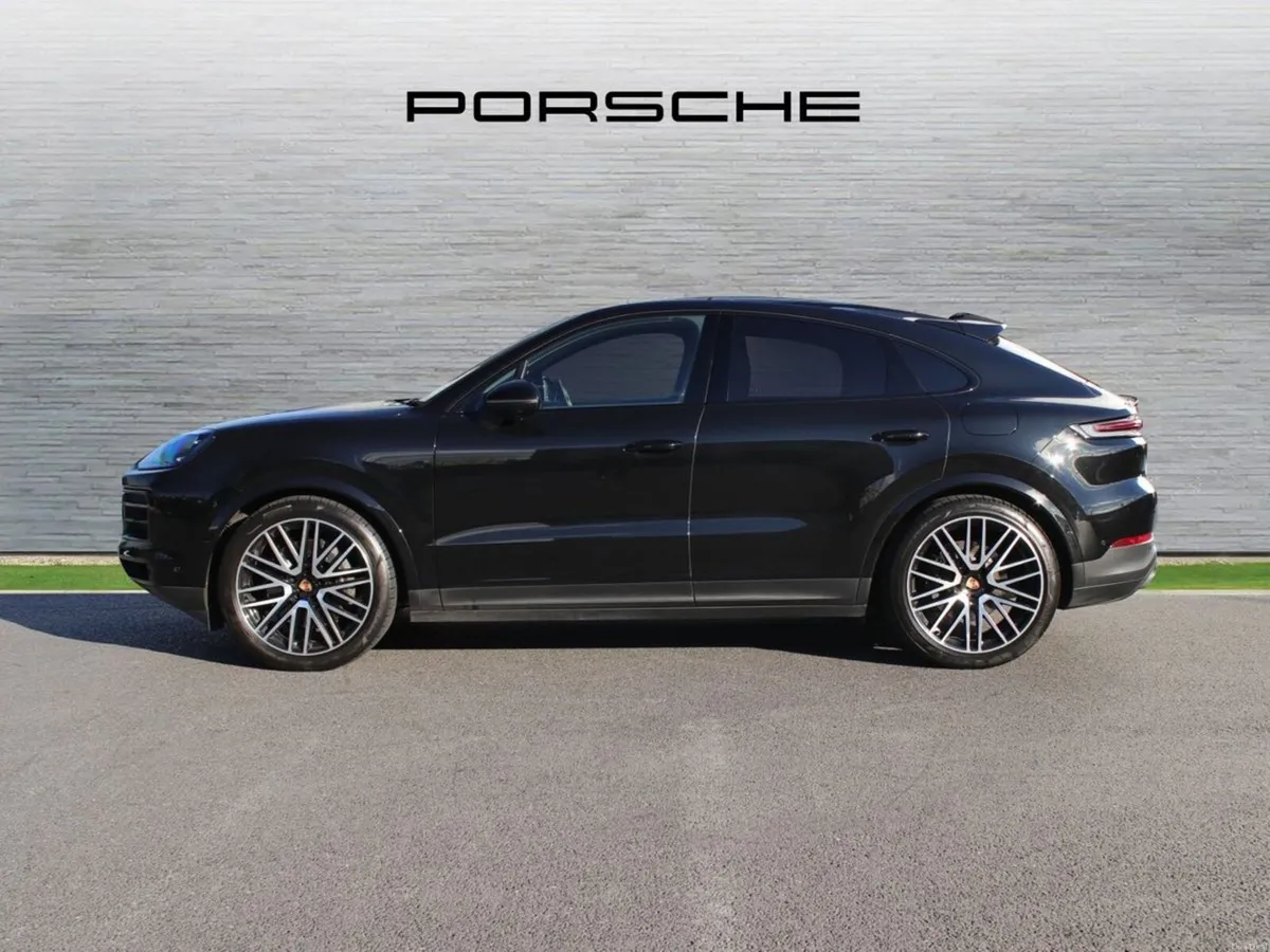 Porsche Cayenne E-Hybrid Coupe - Image 3