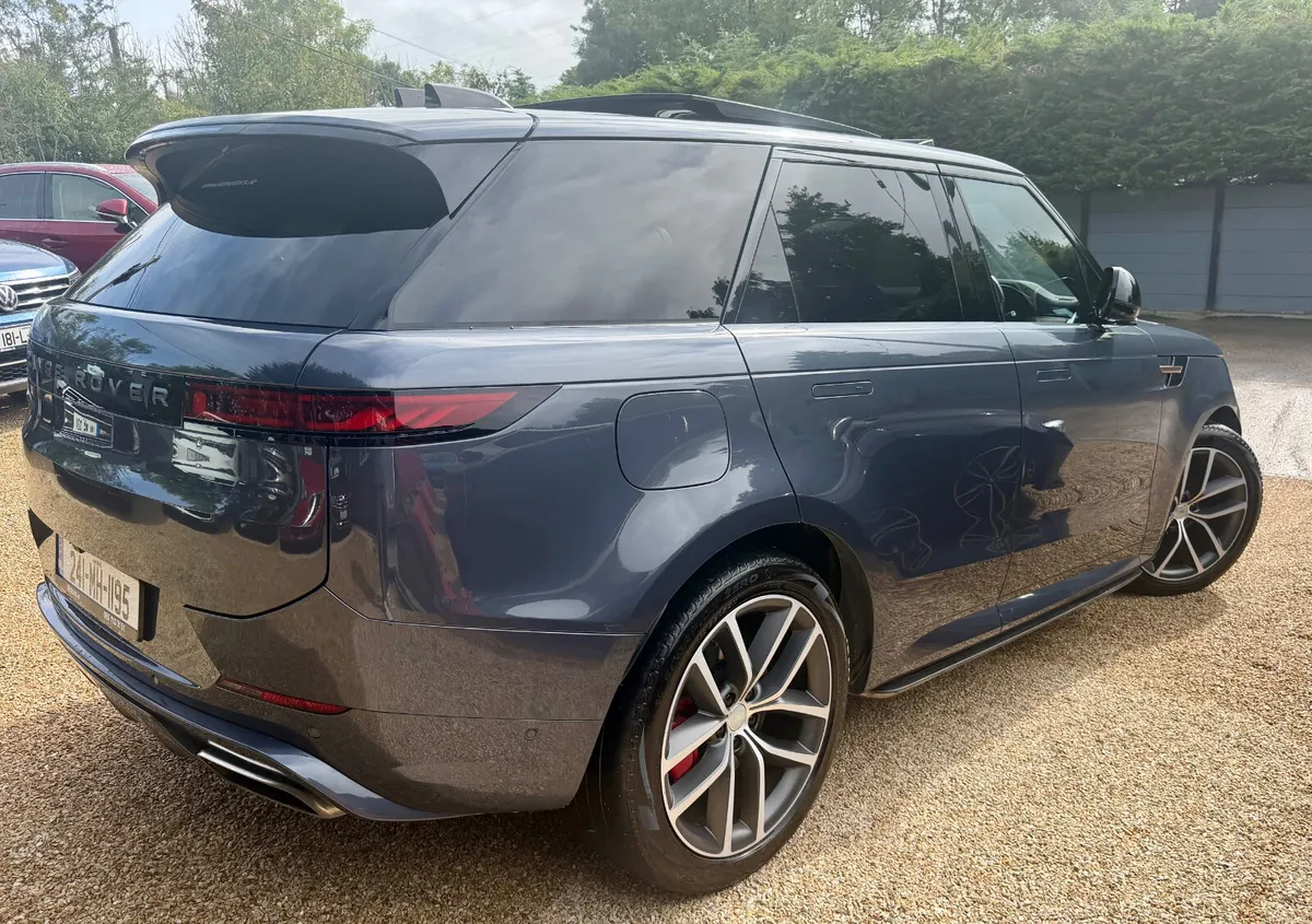 2024 Land Rover Range Rover Sport P460e - Image 3