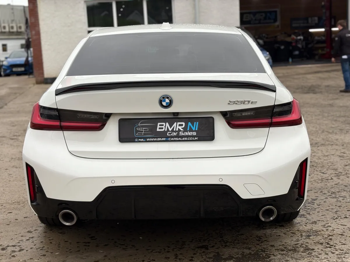 2023 BMW 330 M SPORT AUTO HYBRID - Image 5