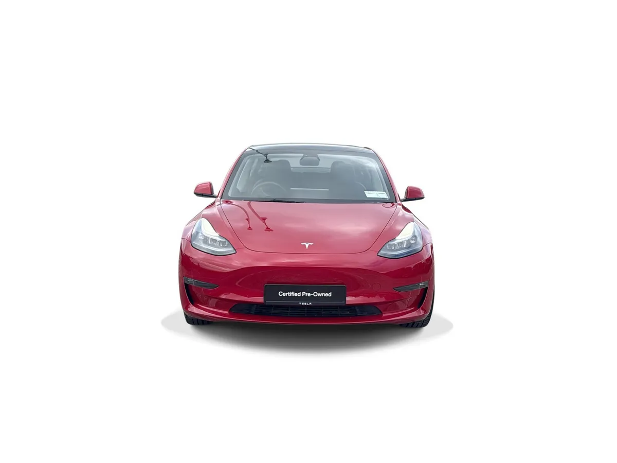 Tesla Model 3 2024 - Image 2