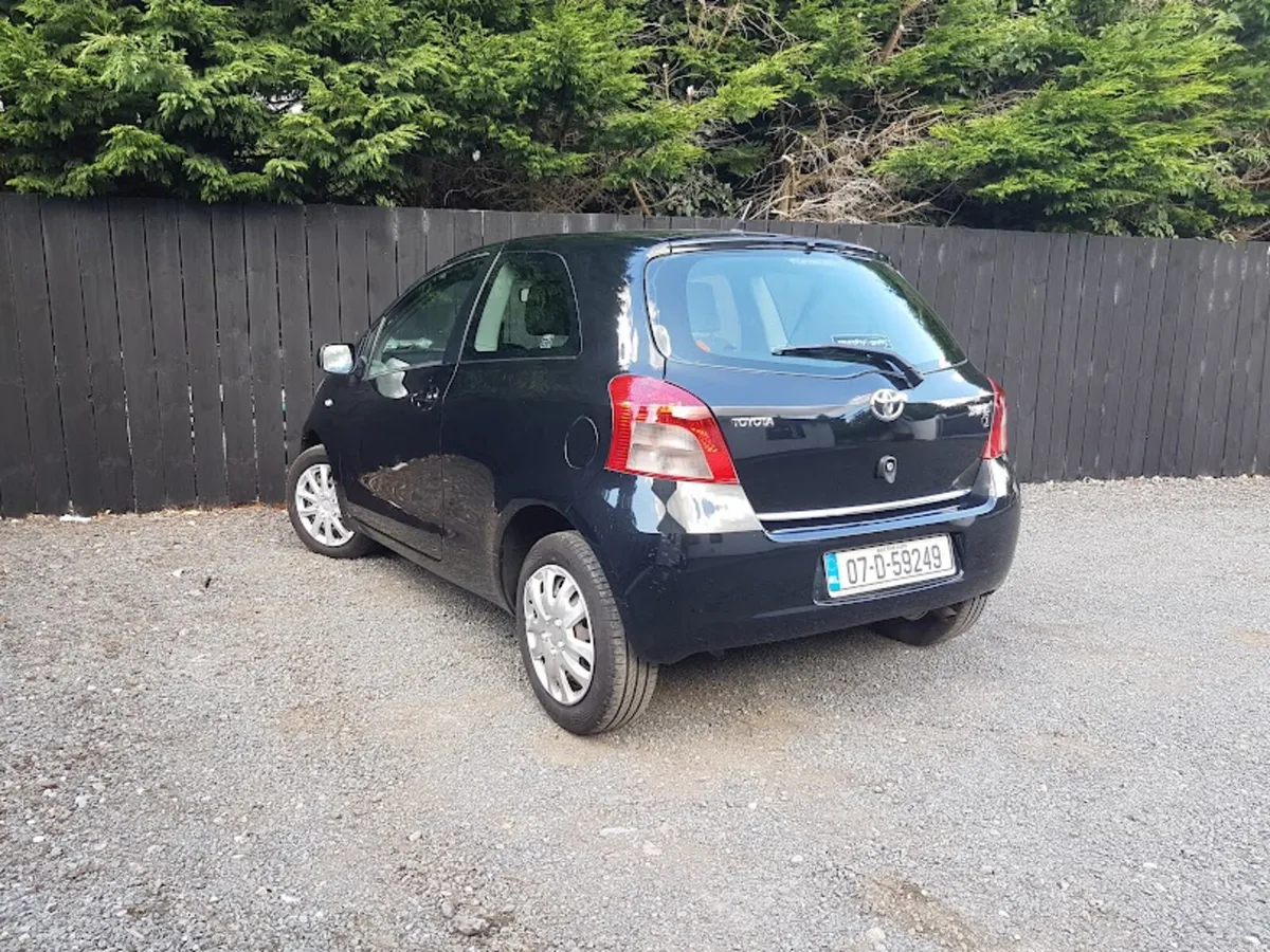 YARIS LOW KM.. TAX & TEST 1 YEAR - Image 6
