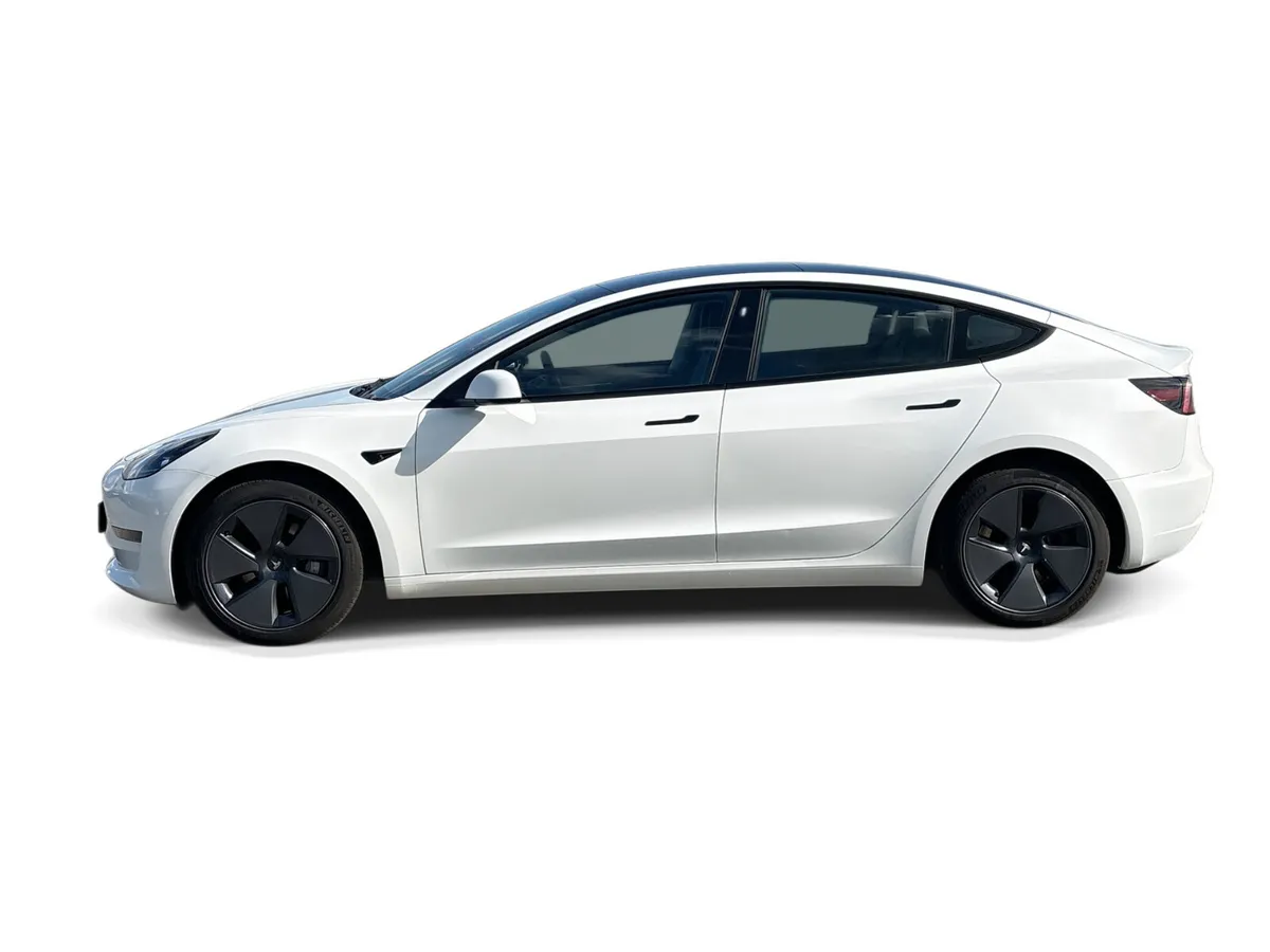 Tesla Model 3 2023 - Image 6