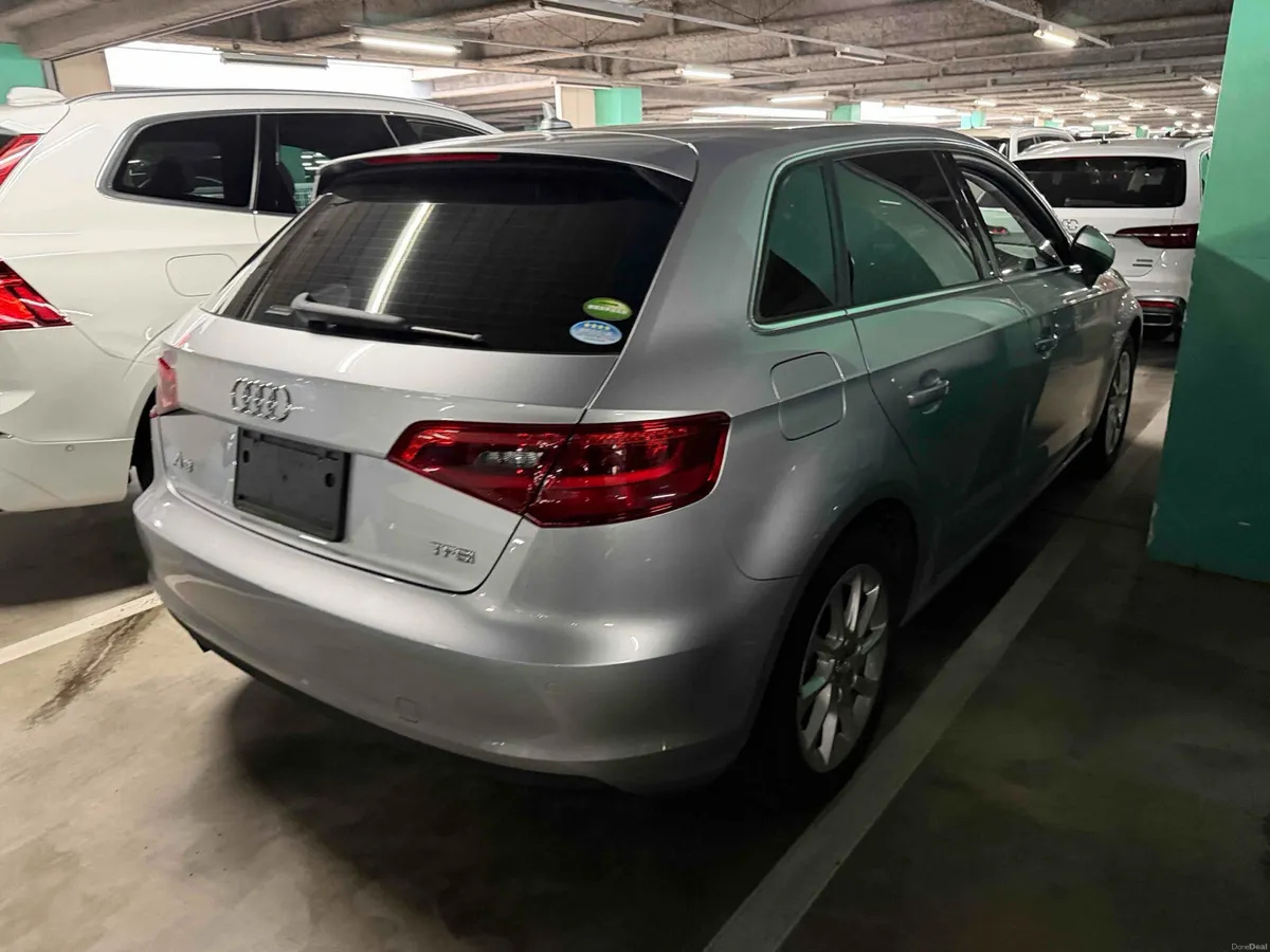 AUDI A3 1.4 TFSI AUTO 2015 - Image 2