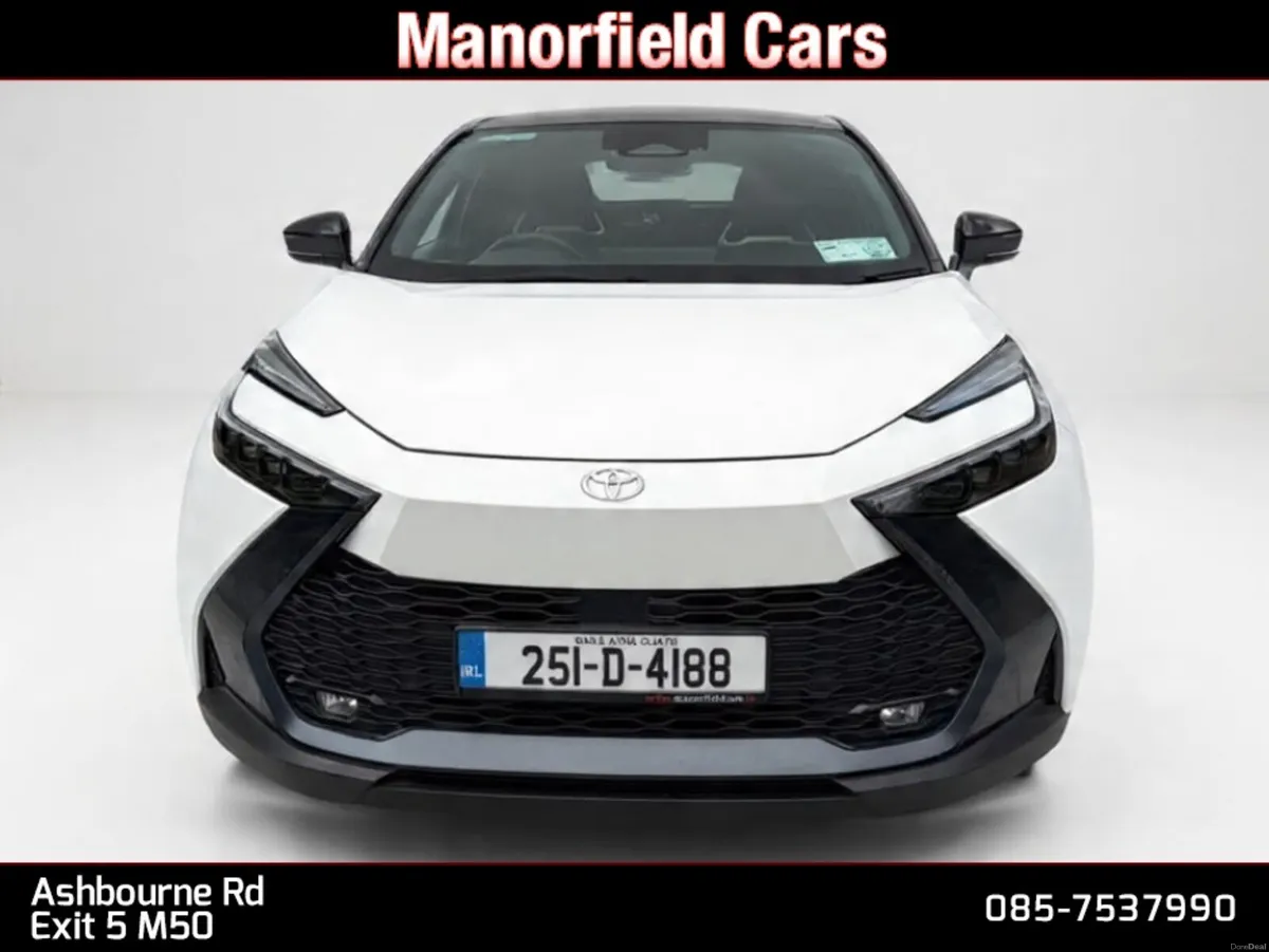 2025 251 Toyota C-HR Sol PHEV 2.0 Hybrid 233BHP - Image 2
