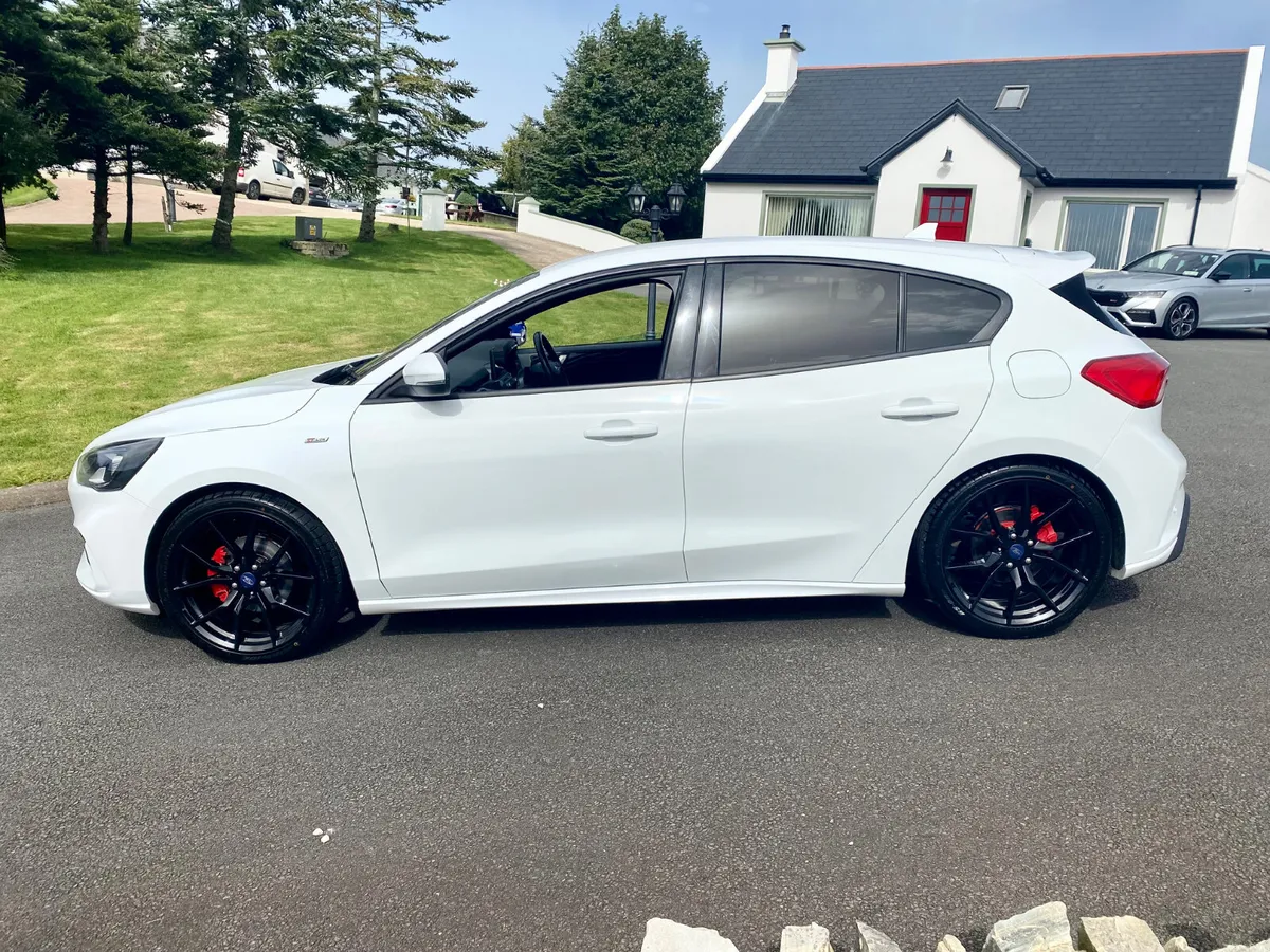Ford Focus ST Line 1.5TDCi - Image 6