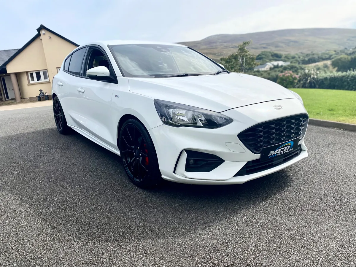 Ford Focus ST Line 1.5TDCi - Image 2