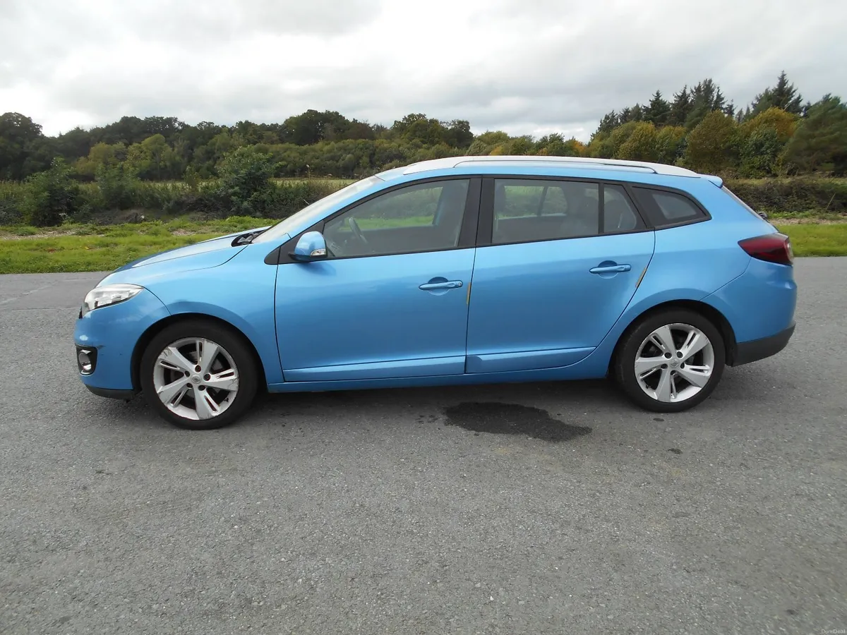 RENAULT MEGANE DIESEL ESTATE      NCT+TAX - Image 3