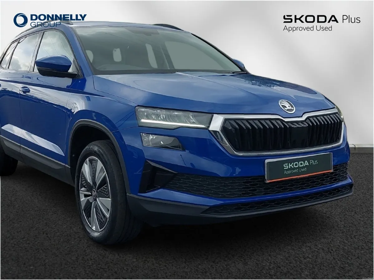 Skoda KAROQ 1.0 TSI SE Drive 5dr - Image 1