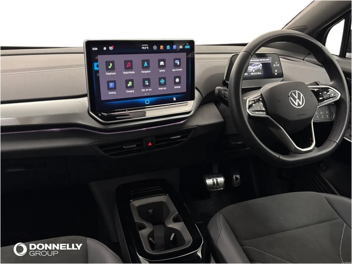 Volkswagen ID.4 210kW Match Pro 77kWh 5dr Auto - Image 2
