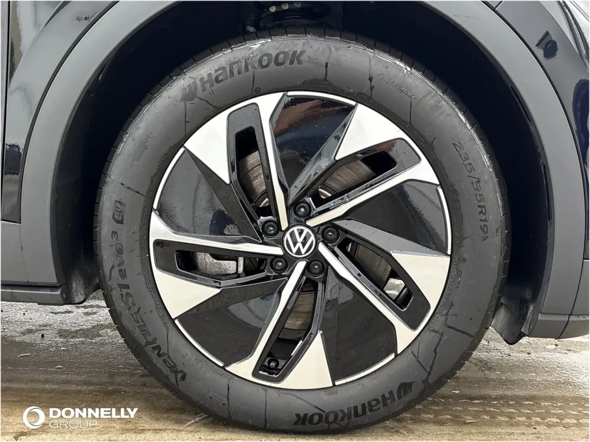 Volkswagen ID.4 210kW Match Pro 77kWh 5dr Auto - Image 5