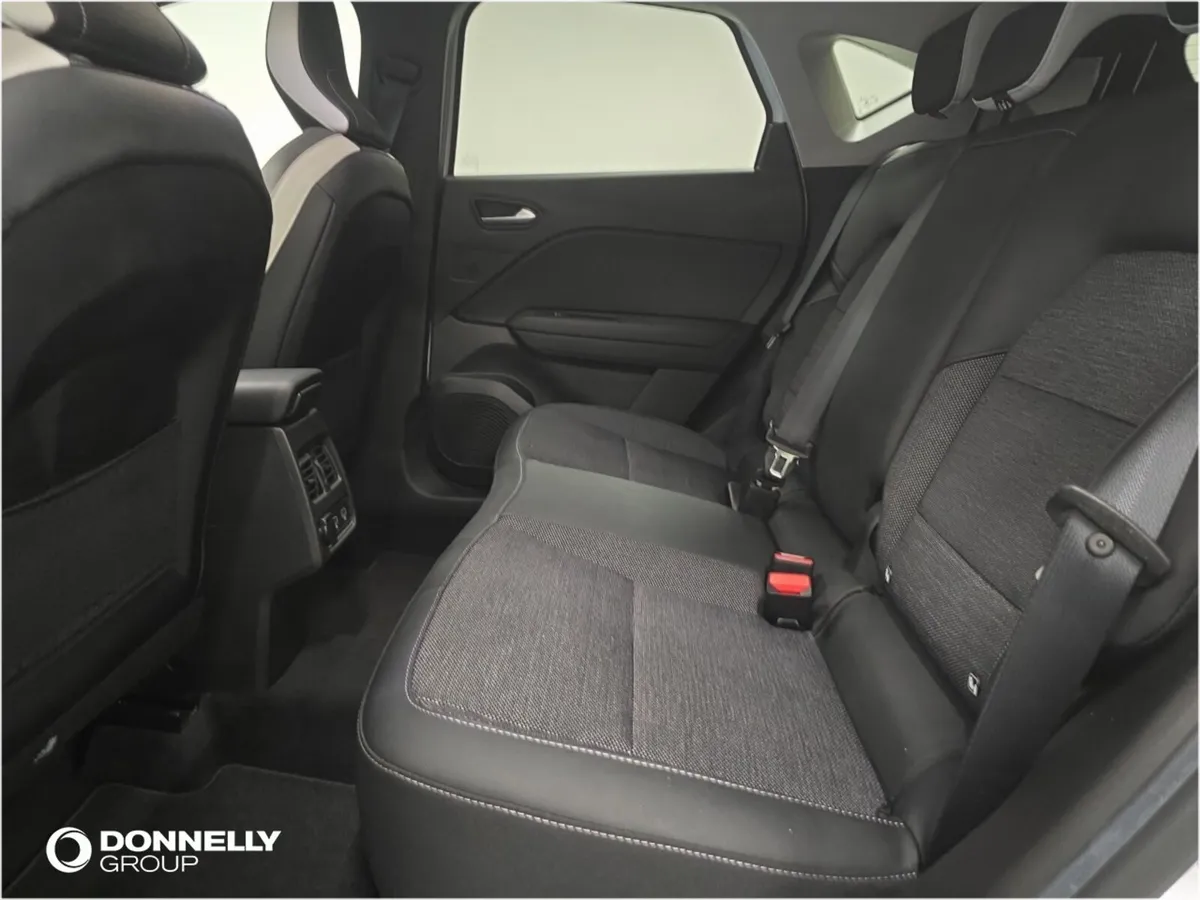 Renault Captur 1.6 E-Tech full hybrid 145 Techno 5 - Image 6