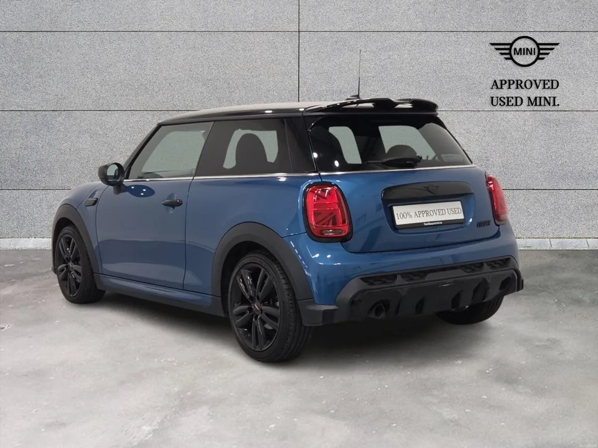 Mini Cooper 3-Door Cooper Sport - Image 2
