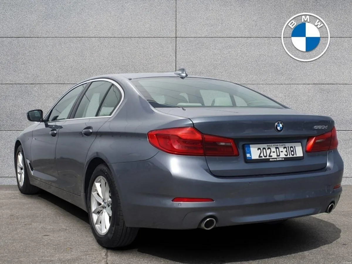 BMW 5-Series 520d SE Saloon - Image 2