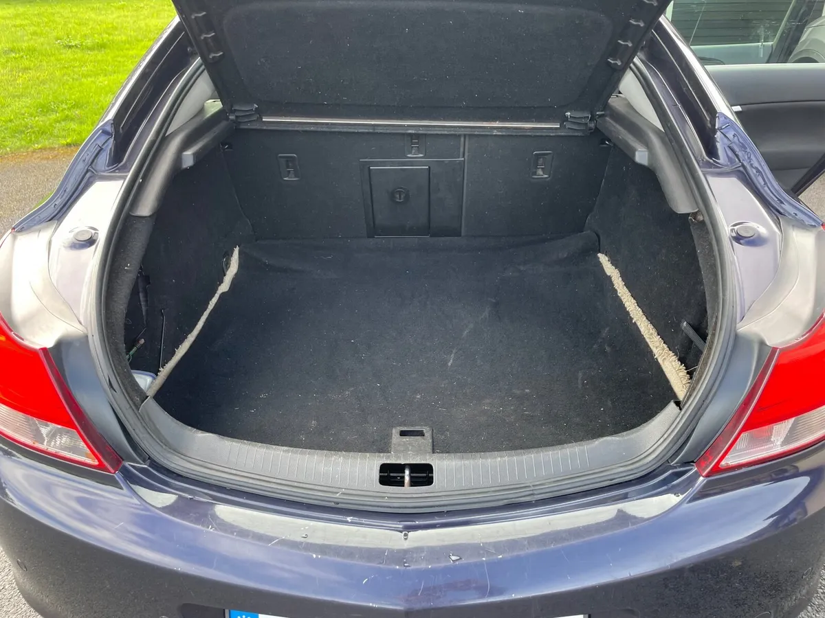 Vauxhall Insignia 2012 - Image 4