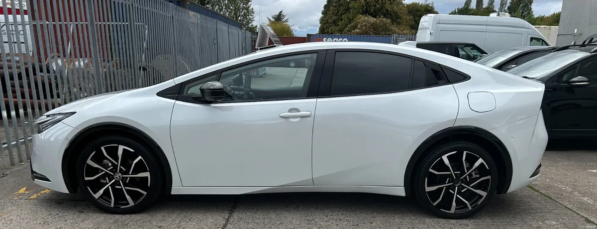 2024 Toyota Prius | Top Specs - Image 5