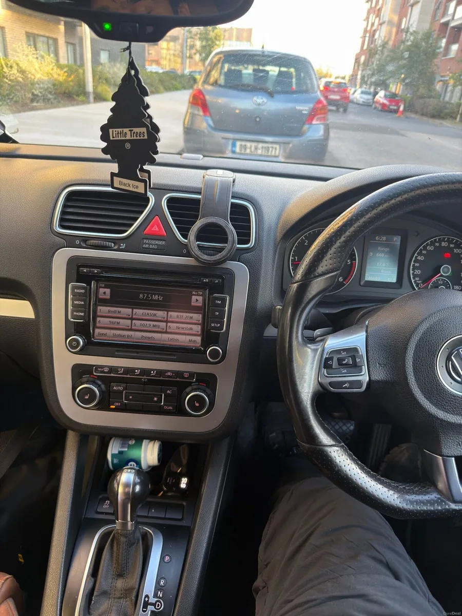 Volkswagen scirocco 2.0 Automatic - Image 2