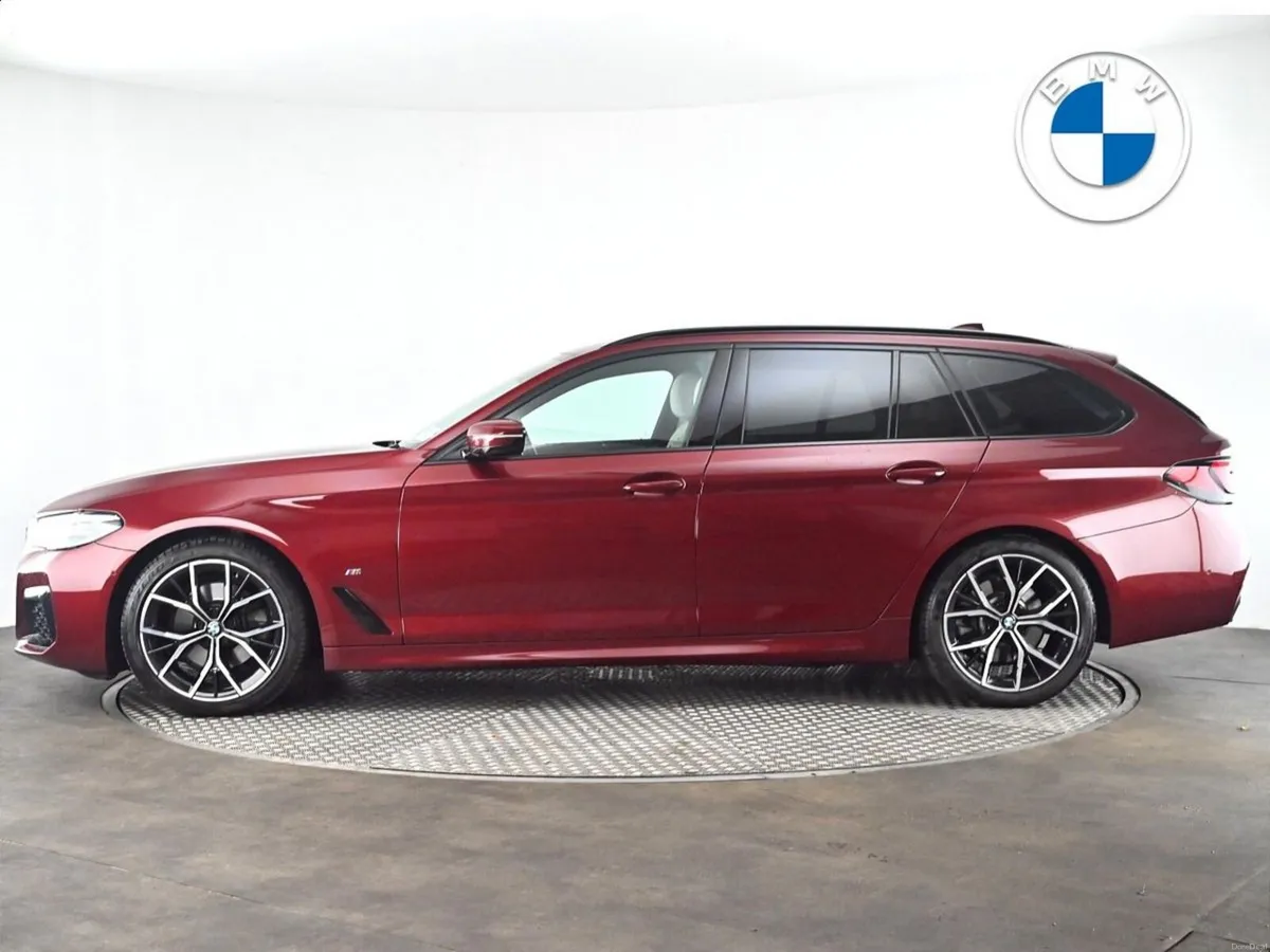 BMW 5-Series 520d M Sport Touring - Image 3
