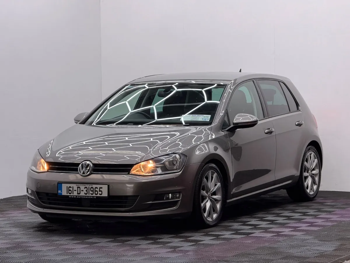 2016 Volkswagen Golf 1.6TDI Highline, - Image 3