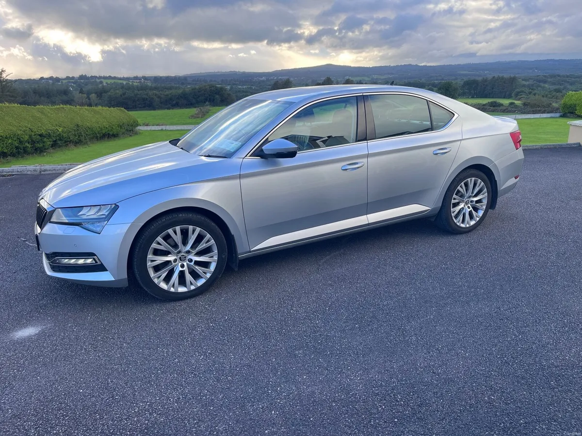 Skoda superb 2021 - Image 3