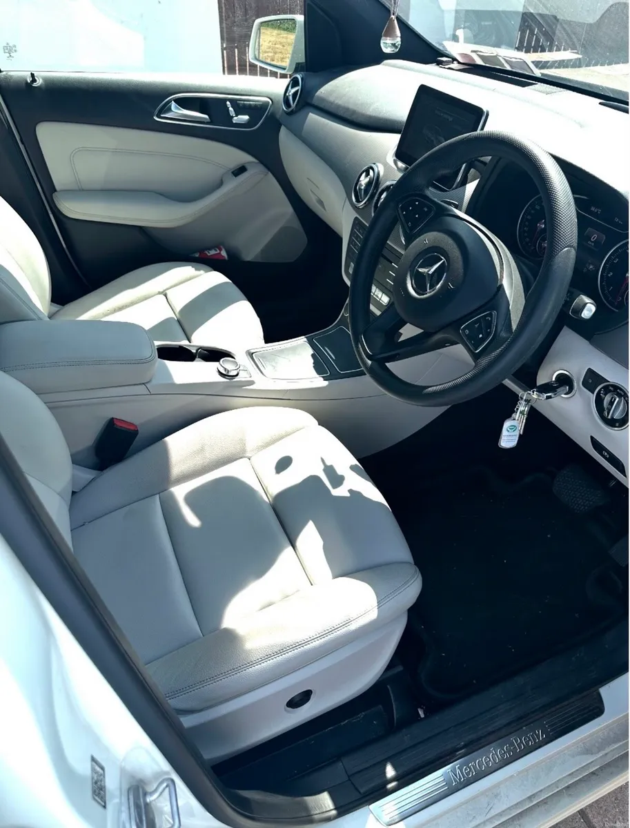 Mercedes-Benz B - Image 4