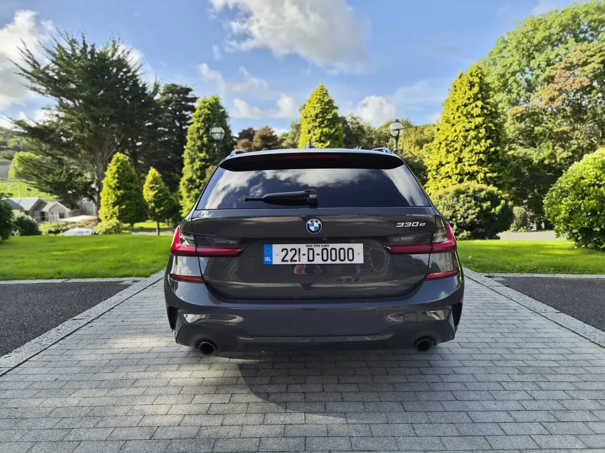 2022 BMW 330e M-Sport Pro Edition 2.0 PHEV Auto - Image 5