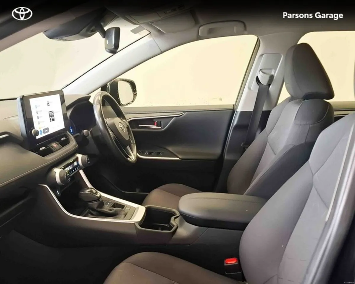 Toyota RAV4 - Image 6