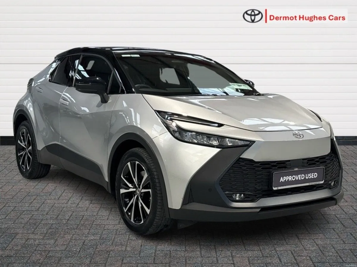 Toyota C-HR PHEV SPORT+ AUTO - Image 1