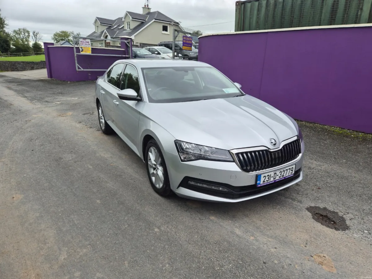 Skoda Superb AMBITION 2.0 TDI 150HP DSG 5DR AUTO - Image 3