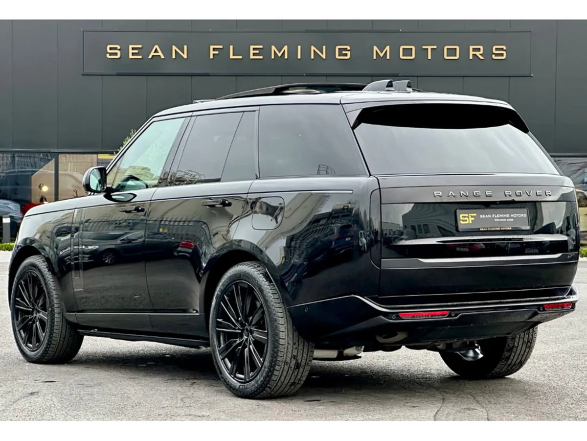 Land Rover Range Rover HSE PHEV AUTO - Image 3